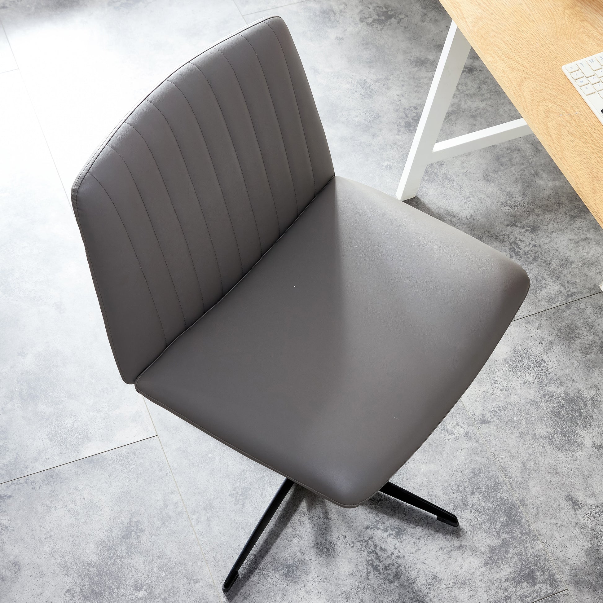 Height Adjustable 360 ° Swivel Cushioned PU Office Chair with Black Foot - Gray_4
