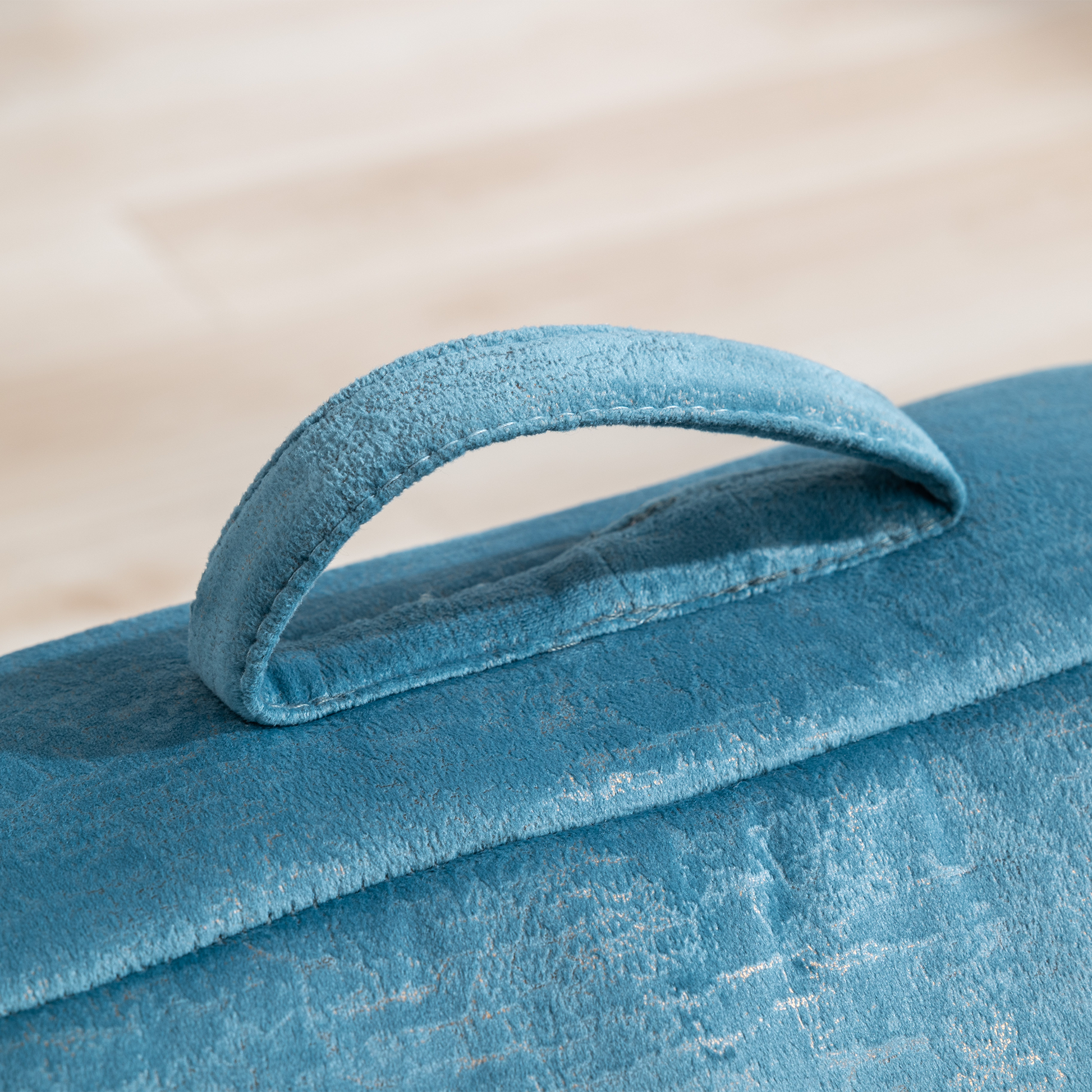 Indoor Use Memory Foam Stuffed Velvet Bean Bag Chair for Children- Blue_12