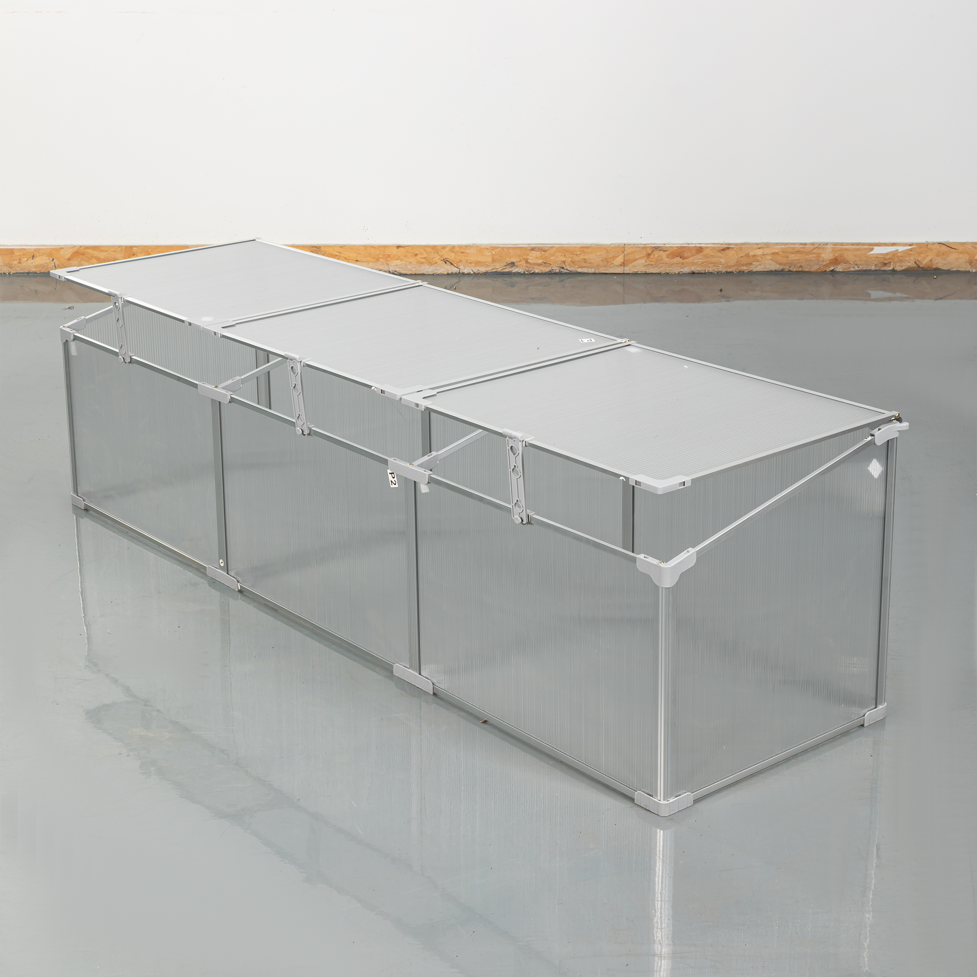 Polycarbonate Greenhouse for Outdoors in Winter Plant Supplies- Silver_2