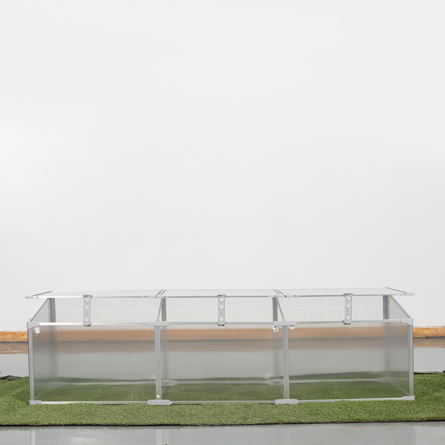 Polycarbonate Greenhouse for Outdoors in Winter Plant Supplies- Silver_6