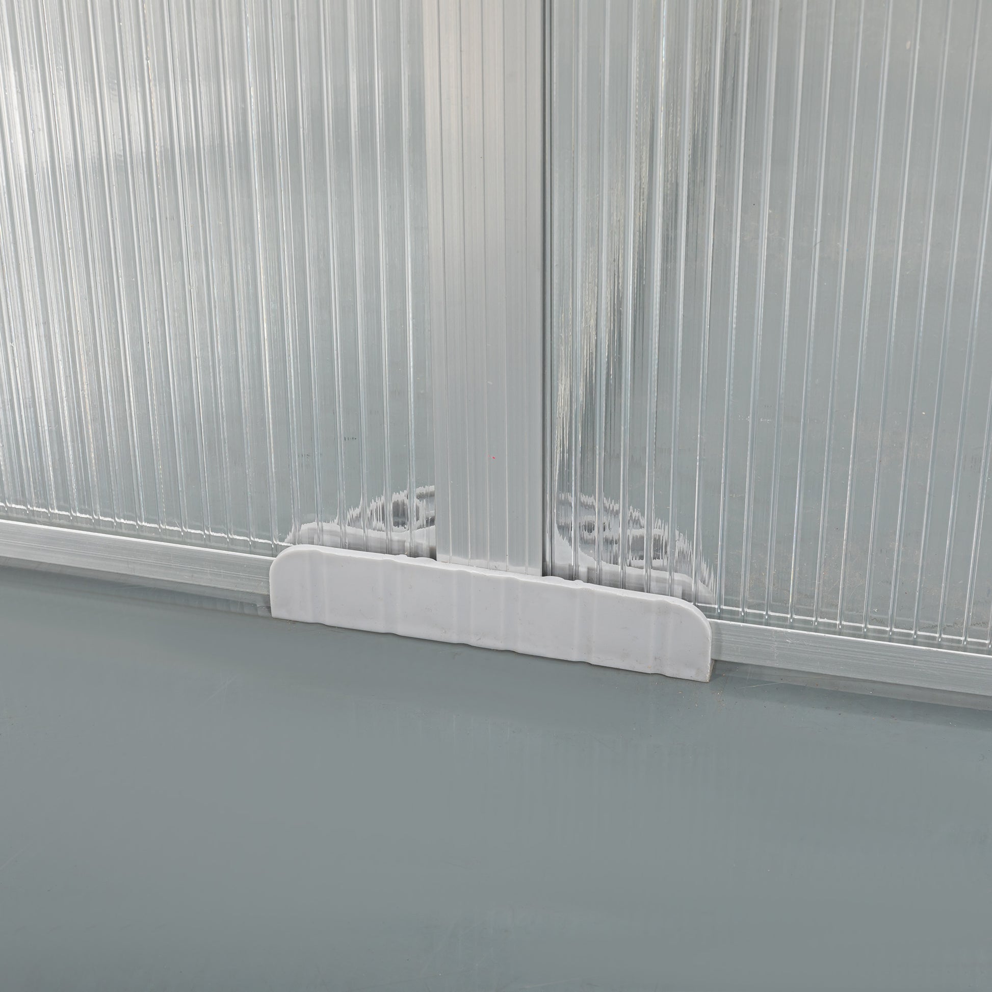 Polycarbonate Greenhouse for Outdoors in Winter Plant Supplies- Silver_8