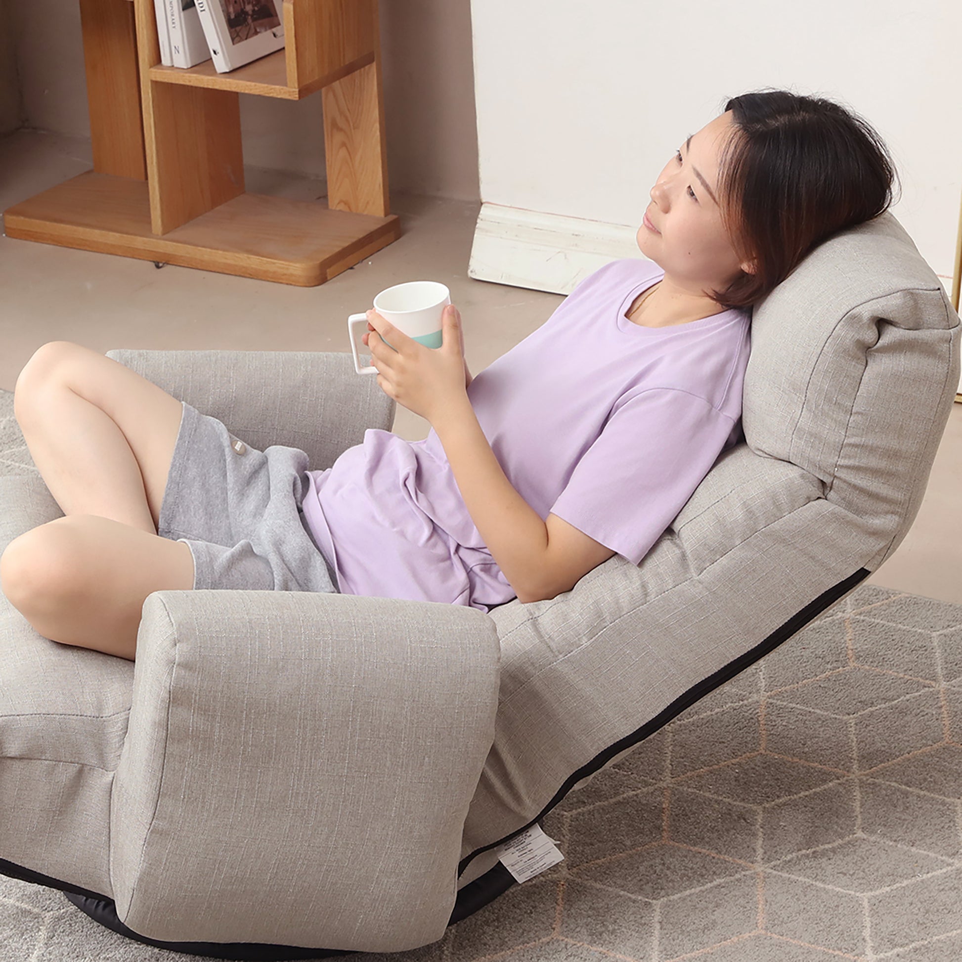 Swivel Indoor Recliner Floor Chair with Adjustable Headrest and Side Pockets- Gray_15