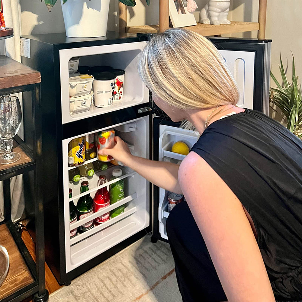 3.5Cu.Ft Mini Fridge with Freezer, 2 Door, Adjustable Thermostat, Removable Shelves - Black_4