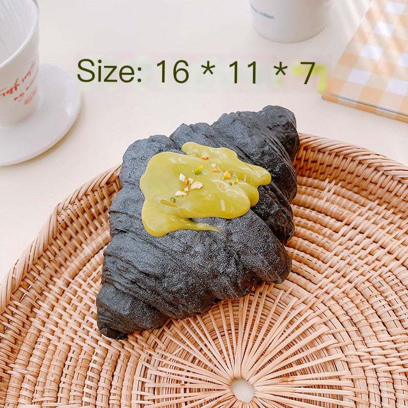 Soft and slow-rebound bread Toy