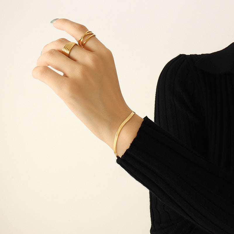 Bone chain niche design hot girl necklace bracelet jewelry