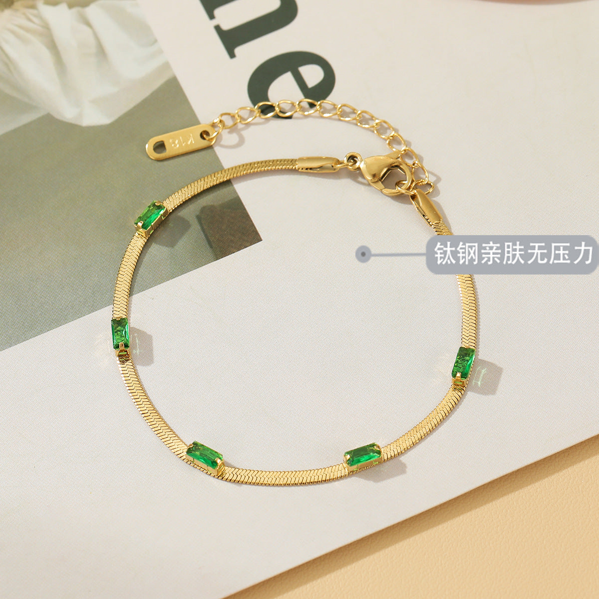 New Fashion Commuting Titanium Steel Bracelet