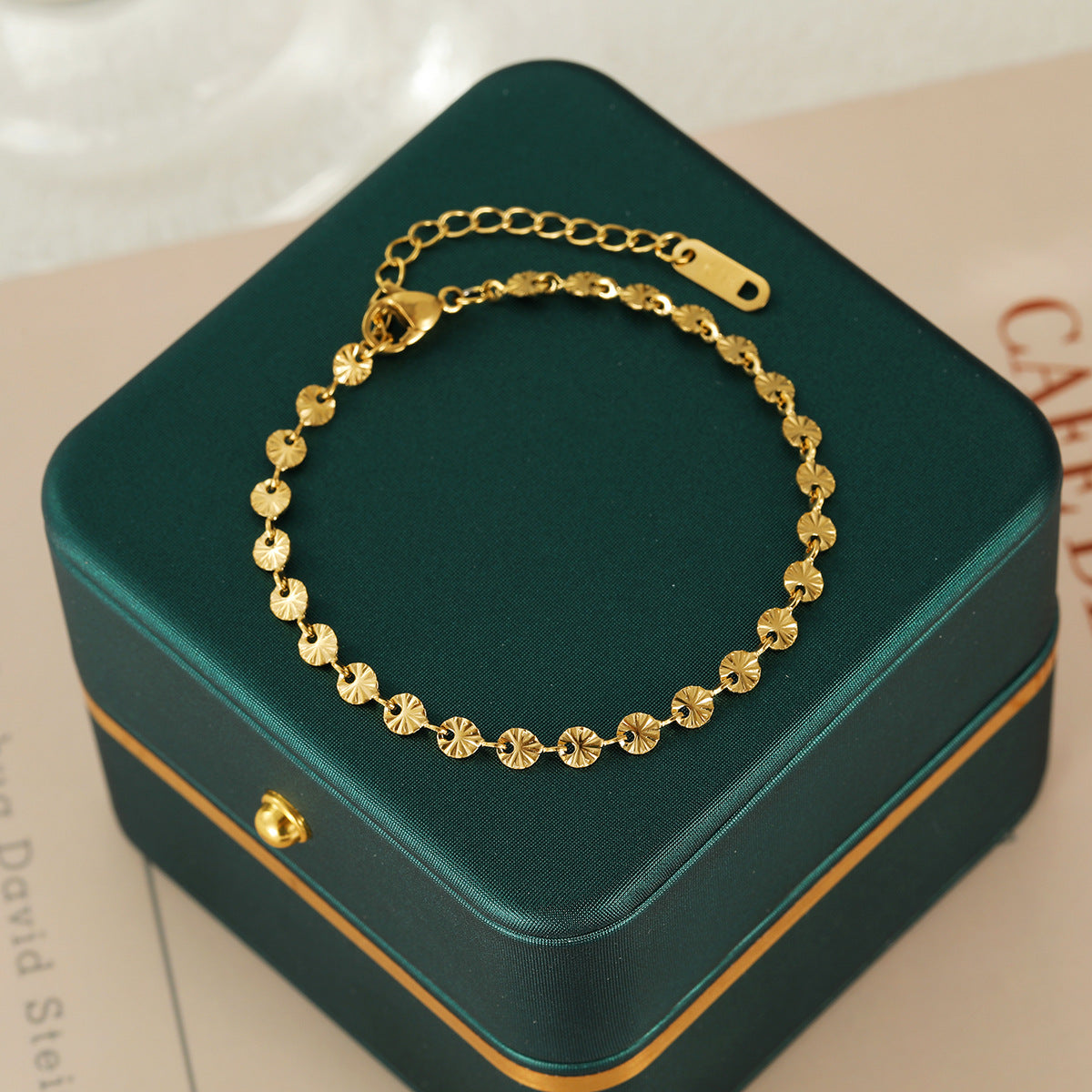 New Fashion Commuting Titanium Steel Bracelet
