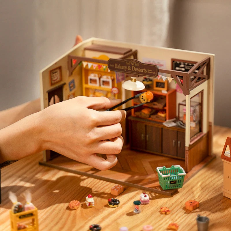 Rolife Becka's Baking House DIY Miniature House Kit, Only Supports TK And Independent Site Sales