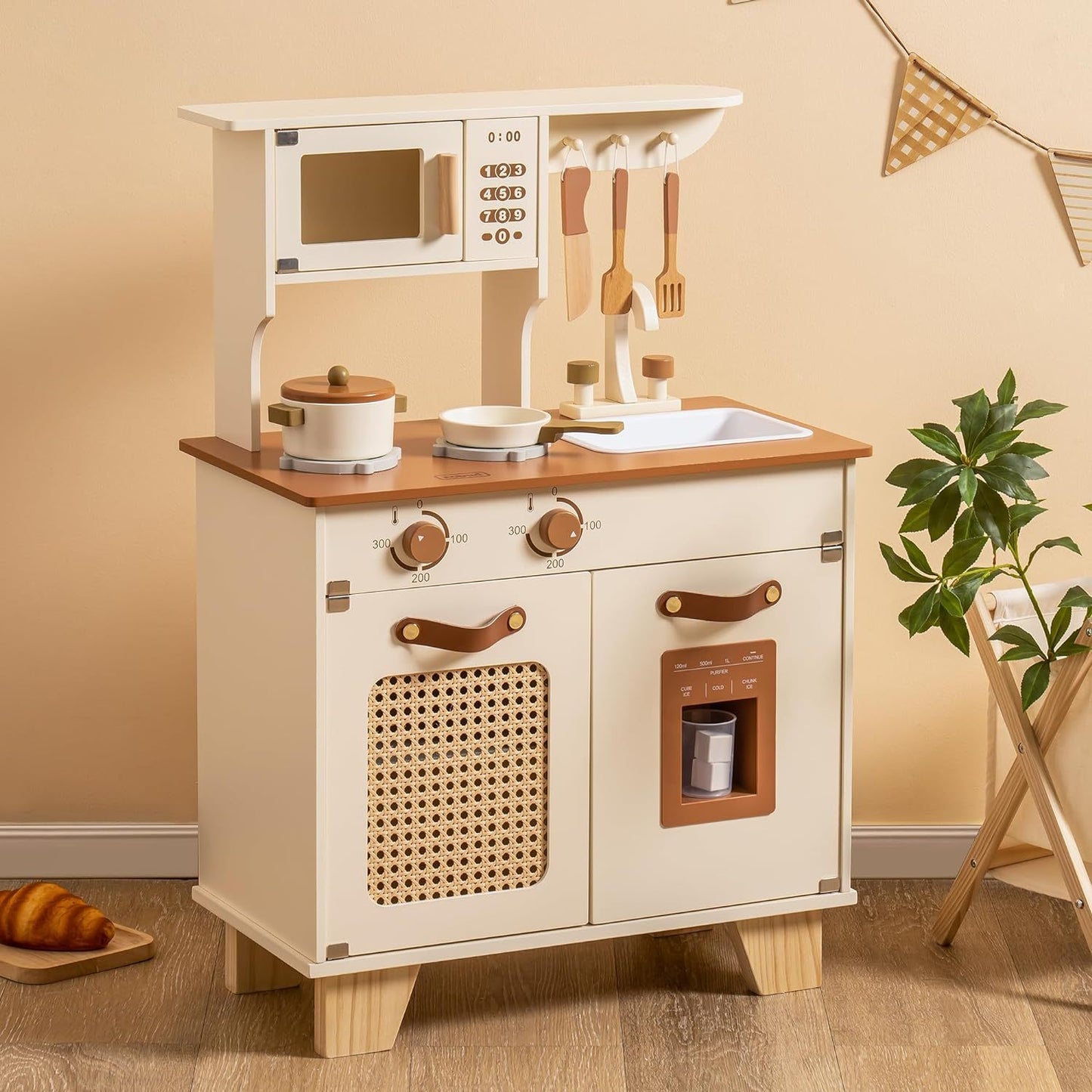 ROBOTIME Wooden Play Kitchen With Pretend Ice Cube Dispenser For Toddler Age 3