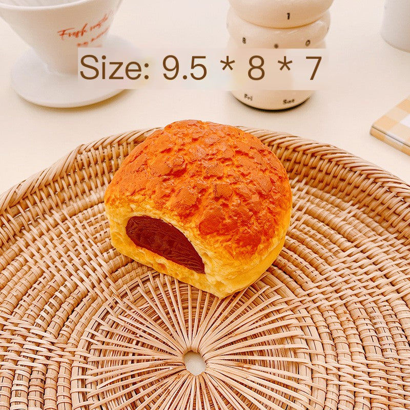 Soft and slow-rebound bread Toy