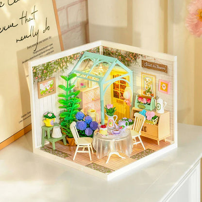 Rolife Blooming Tea Garden DIY Plastic Miniature House, Only Supports TK And Independent Site Sales