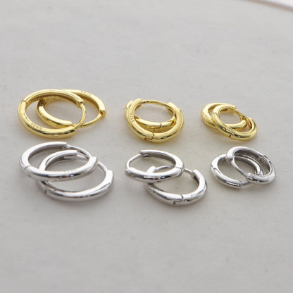 Unisex earrings in various sizes