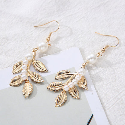 Pearl leaf earrings