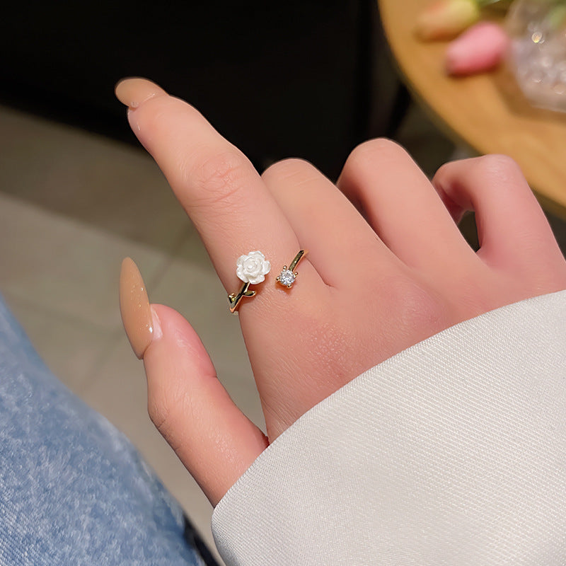 European and American ins style open ring women's high-end personalized pearl index ring niche design hand jewelry