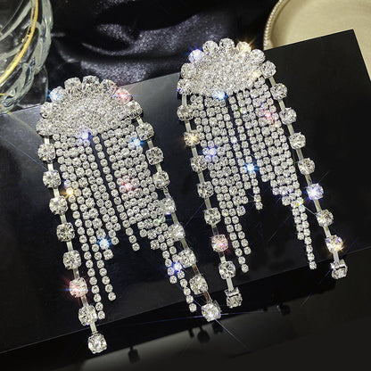 European and American popular diamond-encrusted metal long tassel earrings for women, high-end earrings with niche temperament