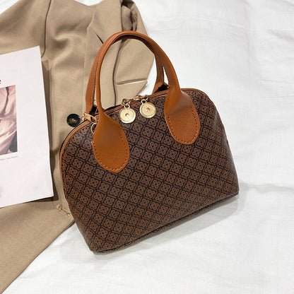 women's simple and fashionable messenger bag handbag