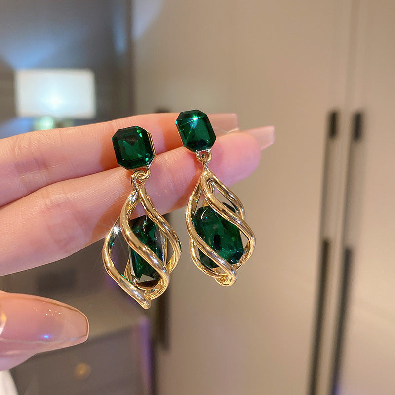 European and American popular diamond-encrusted metal long tassel earrings for women, high-end earrings with niche temperament