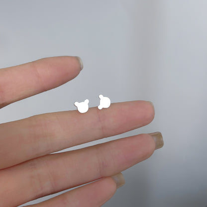 Female student's niche simple design earrings