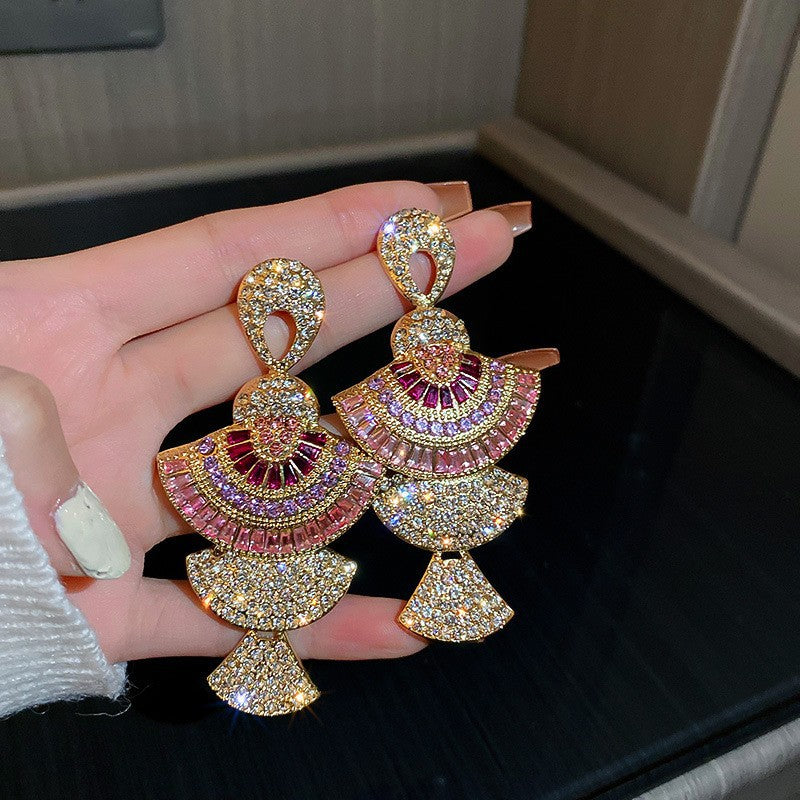 European and American popular diamond-encrusted metal long tassel earrings for women, high-end earrings with niche temperament