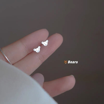Female student's niche simple design earrings