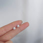Female student's niche simple design earrings