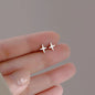 Female student's niche simple design earrings